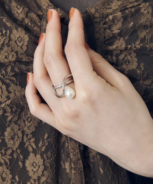 GOLDY(ゴールディ)の「【GOLDY】淡水パールリング 5250903(リング・レディース・ゴールド系その他/シルバー系1/ゴールド/シルバー・FREE)」の2枚目の写真