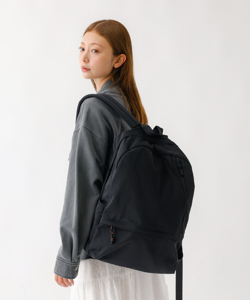 UNIVERSAL OVERALL(ユニバーサルオーバーオール)の「【UNIVERSAL OVERALL/ユニバーサルオーバーオール 】11ポケットリュックサック/BACKPACK/マットナイロン/ユニセックス【WEB限定】(バックパック/リュック・メンズ・ブラック/グリーン/ネイビー・フリー)」の1枚目の写真