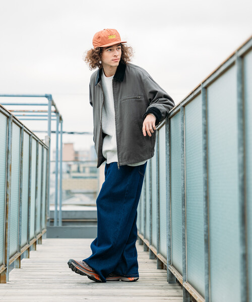 FREAK'S STORE（フリークスストア）の「限定展開 ワイドシルエット バレルレッグ デニムパンツ / ウォッシュ加工 / オーバーダイ加工（デニムパンツ・メンズ・チャコールグレー/ライトブルー/インディゴブルー・SMALL/MEDIUM/LARGE）」の12枚目の写真