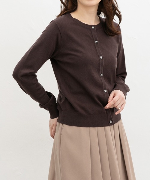 Honeys（ハニーズ）の「【しなやかニット・ヒアルロン酸加工】ヒアルロン酸クルーカーデ（カーディガン/ボレロ・レディース・ネイビー/ブラック/アイボリー/ブラウン/ピンク/ミント/ベージュ・LL/L/S/M）」の4枚目の写真