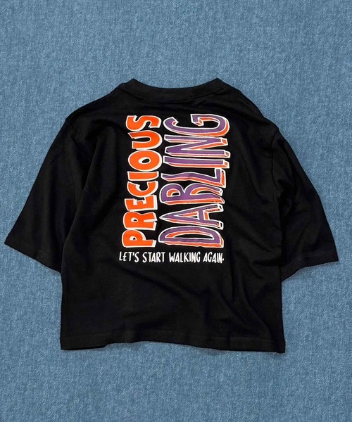 SHISKY（シスキー）の「SHISKY / シスキー グラフィティープリント オーバーサイズTシャツ キッズ 7分袖（Tシャツ/カットソー・キッズ・オフホワイト/ダークグリーン/杢グレー/ブラック系その他/ホワイト系その他2/ブラック系その他3/ブラック/ホワイト系その他/ホワイト系その他3/ブラック系その他4/チャコール/ネイビー・130/140/150/160）」の6枚目の写真