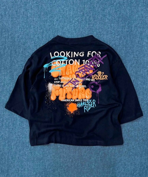 SHISKY（シスキー）の「SHISKY / シスキー グラフィティープリント オーバーサイズTシャツ キッズ 7分袖（Tシャツ/カットソー・キッズ・オフホワイト/ダークグリーン/杢グレー/ブラック系その他/ホワイト系その他2/ブラック系その他3/ブラック/ホワイト系その他/ホワイト系その他3/ブラック系その他4/チャコール/ネイビー・130/140/150/160）」の12枚目の写真