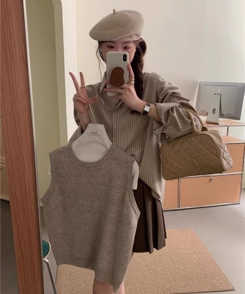 Ritzy(リッツィー)の「オーバーサイズ ストライプシャツ(シャツ/ブラウス・レディース・アイボリー/モカ/ベージュ・L/M)」の9枚目の写真