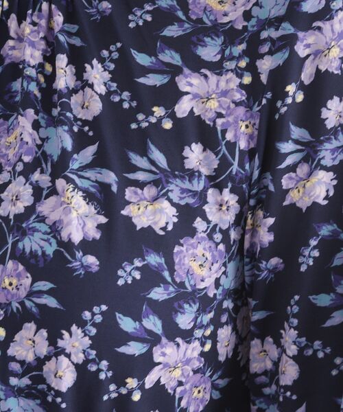 LAURA ASHLEY(ローラアシュレイ)の「【洗える/ジャージ素材/同柄アイテムあり】ロミリー柄 ワンピース(ワンピース・レディース・ベージュ系/ネイビー系・38/40)」の10枚目の写真
