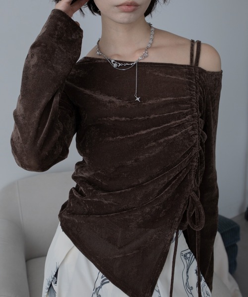 VACANCY(ヴァカンシー)の「アシメドロストマットシアートップス(Tシャツ/カットソー・レディース・ブラウン/チャコールグレー/アイボリー・FREE)」の1枚目の写真