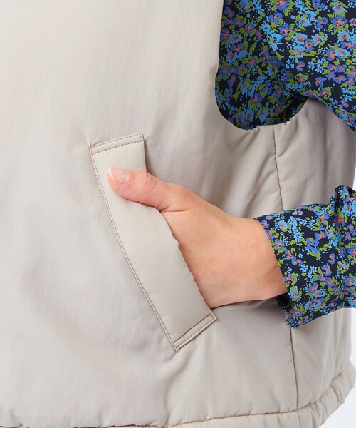 MACKINTOSH PHILOSOPHY（ﾏｯｷﾝﾄｯｼｭ ﾌｨﾛｿﾌｨｰ）の「スタンドカラーパデットベスト（ベスト・レディース・ベージュ/ブラック・38）」の3枚目の写真