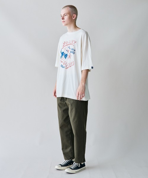 rehacer(レアセル)の「rehacer : Chill Friends Vintage-Like T-shirt / チルフレンズ ヴィンテージライク T-shirt(Tシャツ/カットソー・メンズ・アッシュグレー/ブラック/アイボリー・X-LARGE/LARGE/MEDIUM)」の12枚目の写真