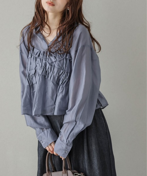 AMELY(エミリー)の「フリルビスチェ&シルキーブラウス(シャツ/ブラウス・レディース・ブラック/ブルー/ブラウン・フリー)」の16枚目の写真