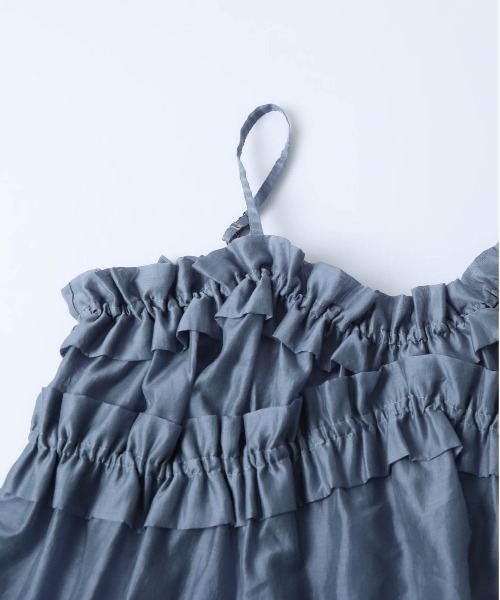 AMELY(エミリー)の「フリルビスチェ&シルキーブラウス(シャツ/ブラウス・レディース・ブラック/ブルー/ブラウン・フリー)」の21枚目の写真