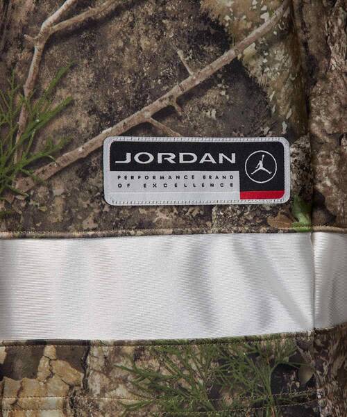 JORDAN BRAND(ジョーダンブランド)の「ジョーダン ブルックリン メンズ リアルツリー ホッケージャージー / Jordan Brooklyn Men's Realtree Hockey Jersey IB3964-222 Medium Olive(ジャージ・メンズ・オリーブ・XL/L/2XL/S/M)」の2枚目の写真