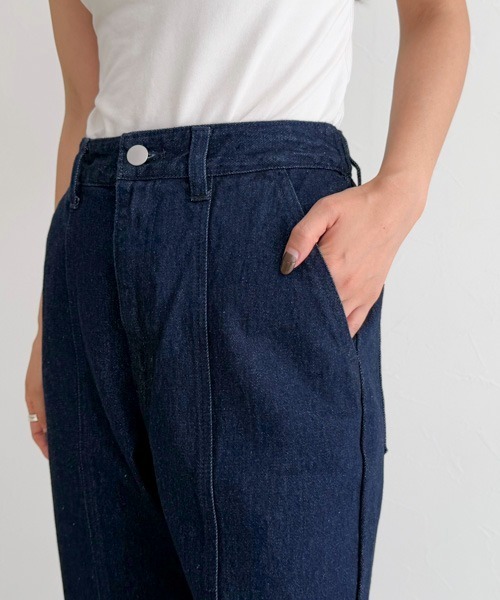 fredy emue（フレディエミュ）の「センター切り替えカラーデニムパンツ（デニムパンツ・レディース・ブラック/ネイビー・マルチサイズ）」の16枚目の写真