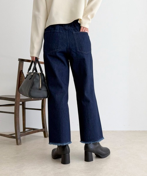 fredy emue（フレディエミュ）の「センター切り替えカラーデニムパンツ（デニムパンツ・レディース・ブラック/ネイビー・マルチサイズ）」の10枚目の写真