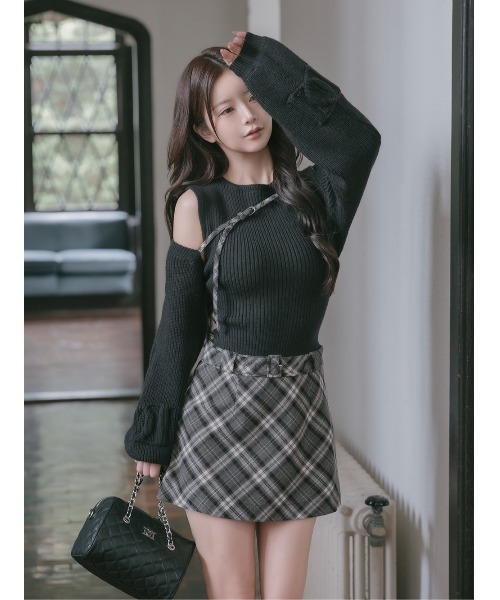 Darich（ダーリッチ）の「ドッキングミドルウエストニットミニ