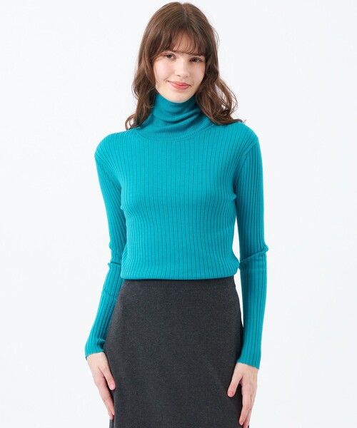 MACKINTOSH PHILOSOPHY（ﾏｯｷﾝﾄｯｼｭ ﾌｨﾛｿﾌｨｰ）の「ウォッシャブルファインウールタートルニット（ニット/セーター・レディース・ライトブルー/ブラウン/イエロー/オフホワイト/ブラック・38）」の4枚目の写真