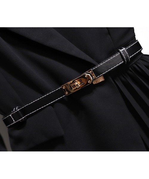 AMAJI(アマジ)の「アシメテーラードジャケットプリーツワンピース(ワンピース・レディース・アイボリー/ブラック・MEDIUM/LARGE)」の16枚目の写真