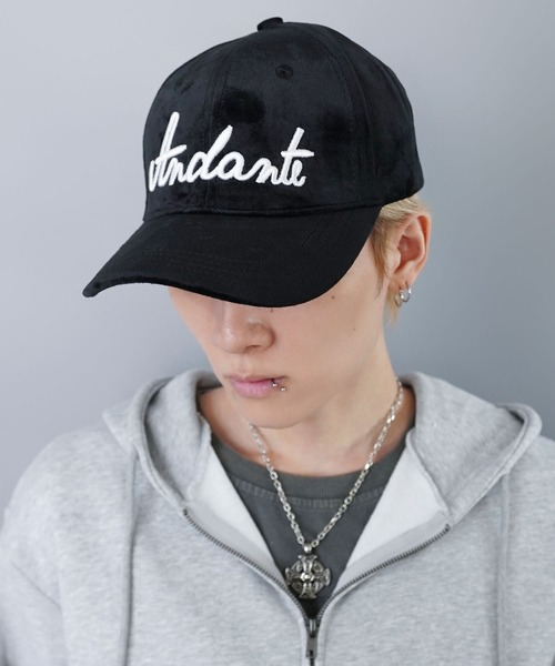 セール】スエードブラックキャップ/刺繍ロゴ/ユニセックス対応