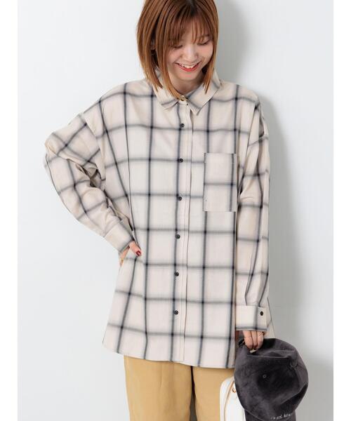 Lugnoncure(ルノンキュール)の「チェックオーバーシャツ(シャツ/ブラウス・レディース・オフホワイト/ネイビー・F)」の1枚目の写真