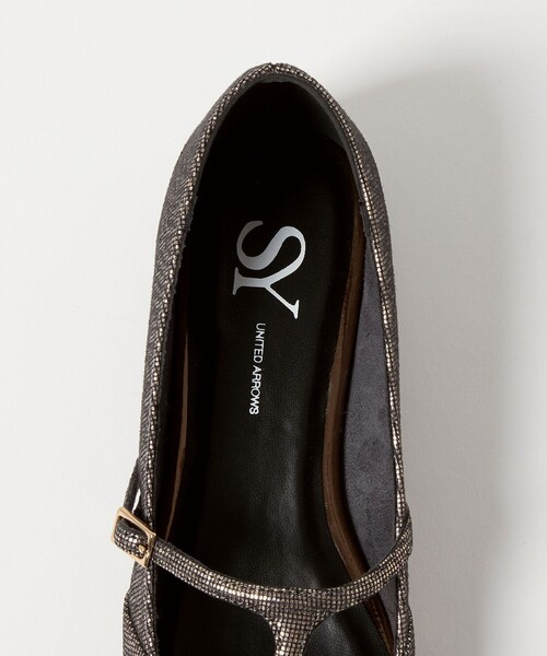 SY UNITED ARROWS(シーユナイテッドアローズ)の「<SY> Tストラップ フラット15↑(パンプス・レディース・ブラック/ゴールド/ワインレッド・22.5cm/25cm/24.5cm/24cm/23.5cm/23cm)」の15枚目の写真