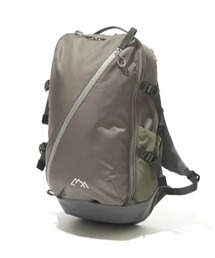 CMF OUTDOOR GARMENT（シーエムエフアウトドアガーメント）の「CMF OUTDOOR GARMENT/シーエムエフ アウトドアガーメント　BACKPACKERZ 32 CMF2502-AC12（バックパック/リュック）」