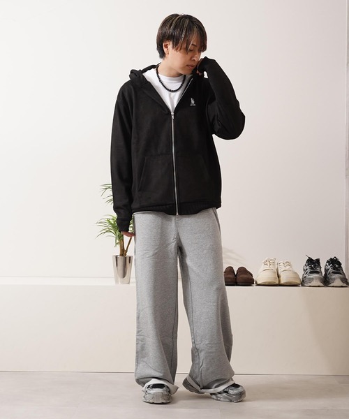1111clothing(ワンフォークロージング)の「ガール&ネコ フェイクスエード ジップパーカー / Girl & Cat Faux Suede Zip Hoodie(パーカー・メンズ・ブラック系1/ホワイト系1/ホワイト系2/ブラック系2・M/L)」の20枚目の写真