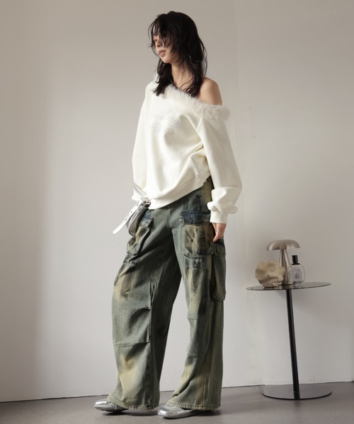 Ulysses(ユリシス)の「ダメージ加工ワイドデニムカーゴパンツ(デニムパンツ・レディース・ブラック/ブルー・M/S)」の4枚目の写真