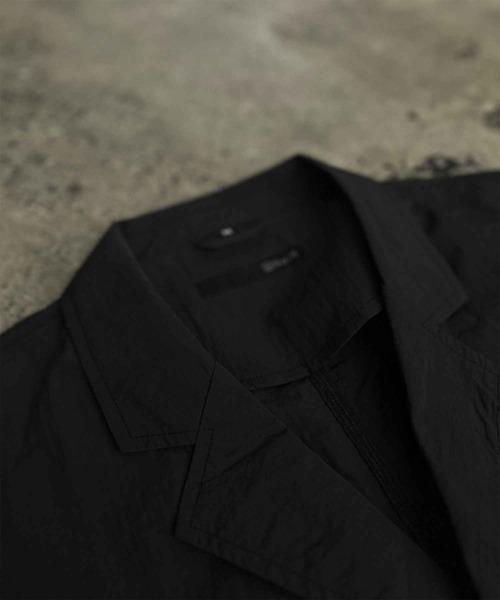 NOIR(ノワール)の「Connect Jacket(テーラードジャケット・メンズ・ブラック・L/M)」の2枚目の写真