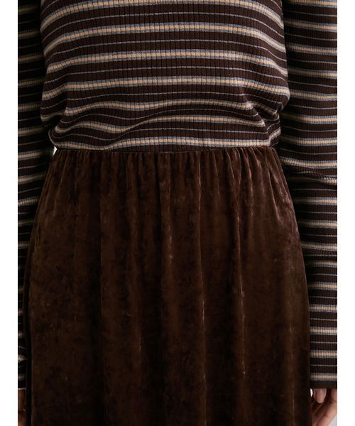 MIESROHE（ミースロエ）の「イージーベロアナロースカート（スカート・レディース・ブラウン/アイボリー/ブラック・0/1）」の14枚目の写真