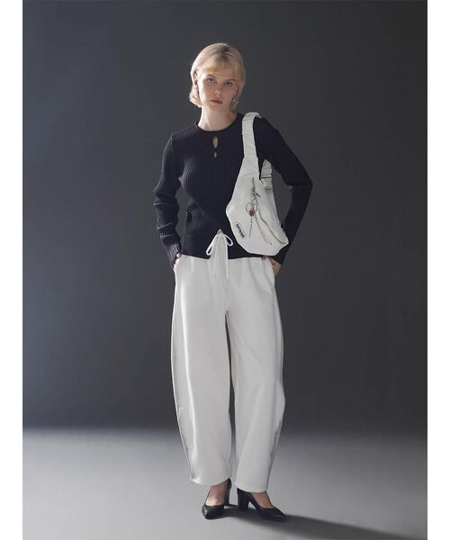 :ETHROF(イーサオブ)の「METALLIC PRINT SWEATPANTS(スウェットパンツ・レディース・チャコール/オフホワイト・FREE)」の8枚目の写真