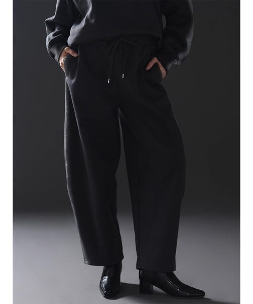:ETHROF(イーサオブ)の「METALLIC PRINT SWEATPANTS(スウェットパンツ・レディース・チャコール/オフホワイト・FREE)」の9枚目の写真