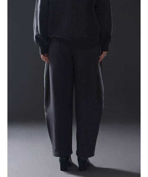 :ETHROF(イーサオブ)の「METALLIC PRINT SWEATPANTS(スウェットパンツ・レディース・チャコール/オフホワイト・FREE)」の17枚目の写真