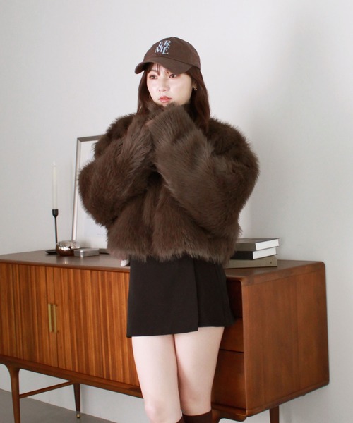 Reurie'（レウリィ）の「ミックスファーショートコート / ダブルジップ スタンドカラー ショート丈 クロップド丈 ボリュームアウター カジュアル 韓国 ガーリー Y2K ふわふわ もこもこ ブラウン ベージュ グレー ブラック（その他アウター・レディース・その他2/その他1/ブラウン・FREE）」の10枚目の写真