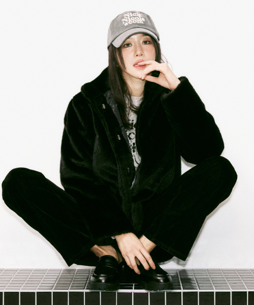 NICK&NICOLE（ニックアンドニコール）の「HIGH NECK SOFT FUR JACKET_2 COLOR（ムートンコート・レディース・その他・FREE/SMALL/BLACK）」の8枚目の写真