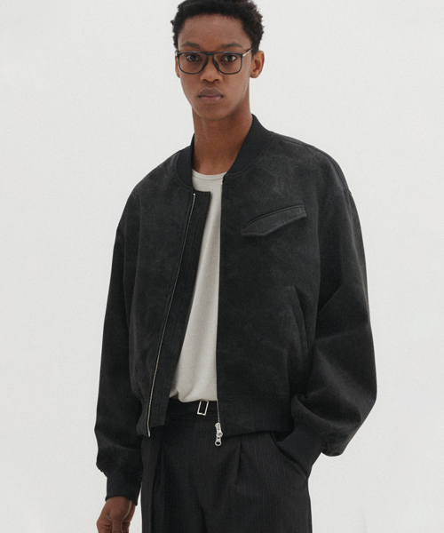 DNSR(ディーエヌエスアール)の「ルミナス クロップ MA-1 ブラック(ブルゾン・メンズ・その他・MEDIUM/LARGE/X-LARGE)」の1枚目の写真