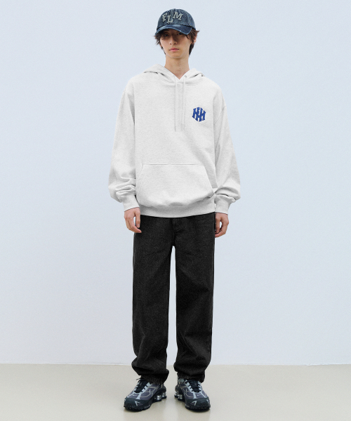 F.ILLUMINATE(フィルミネイト)の「スモールキャピタルロゴフードパーカーライトカーキ(パーカー・レディース・その他・SMALL/MEDIUM/LARGE)」の6枚目の写真