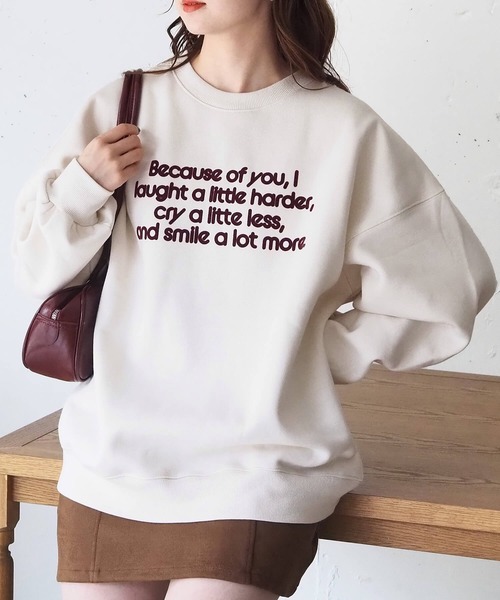 tiptop(ティップトップ)の「裏起毛フロッキーロゴプルオーバー(スウェット・レディース・アイボリー/グレー/ブラウン・FREE)」の2枚目の写真