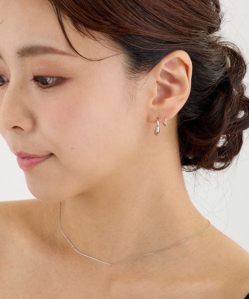 CALIN STANDARD(カリンスタンダード)の「◆金属アレルギー対応◆◆made in japan◆スリムドロップ カールピアス(ピアス(両耳用)・レディース・ゴールド/シルバー・FREE)」の7枚目の写真