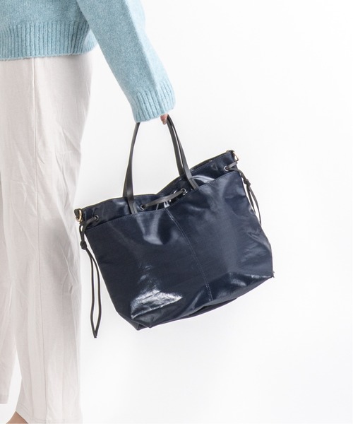 Jack Gomme(ジャックゴム)の「【JACK GOMME】ショルダーバッグ EMY Sac cabas(ショルダーバッグ・レディース・ブラック/ライラック/クリーム/シルバー/ネイビー/ダークグリーン・FREE)」の5枚目の写真