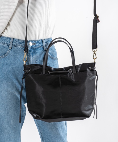 Jack Gomme(ジャックゴム)の「【JACK GOMME】ショルダーバッグ EMY Sac cabas(ショルダーバッグ・レディース・ブラック/ライラック/クリーム/シルバー/ネイビー/ダークグリーン・FREE)」の16枚目の写真