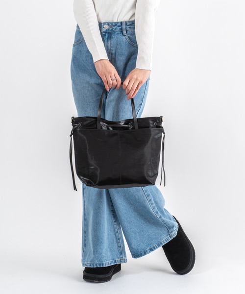 Jack Gomme(ジャックゴム)の「【JACK GOMME】ショルダーバッグ EMY Sac cabas(ショルダーバッグ・レディース・ブラック/ライラック/クリーム/シルバー/ネイビー/ダークグリーン・FREE)」の17枚目の写真