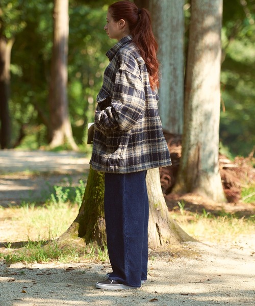 AOZORA（アオゾラ）の「AOZORA/アオゾラ　刺し子デニム ロールアップパンツ（デニムパンツ・メンズ・インディゴブルー・X-LARGE/LARGE/MEDIUM）」の4枚目の写真