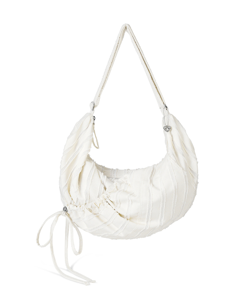 FENNEC（フェネック）の「LASSIE BAG - FRINGE IVORY（メッセンジャーバッグ・レディース・その他・FREE）」の3枚目の写真