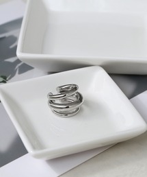 colleca la（コレカラ）の「[stainless]ステンレス・3連風イヤーカフ〈金属アレルギー対応〉（イヤーカフ）」