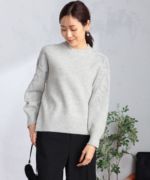 GALLORIA(ギャローリア)の「コード刺繍ニット(ニット/セーター・レディース・モカ/ライトグリーン/グレー・S/M/LL/L)」の4枚目の写真