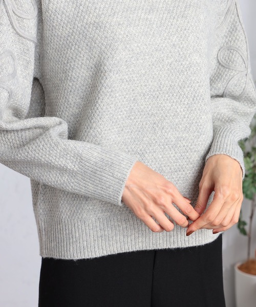 GALLORIA(ギャローリア)の「コード刺繍ニット(ニット/セーター・レディース・モカ/ライトグリーン/グレー・S/M/LL/L)」の7枚目の写真