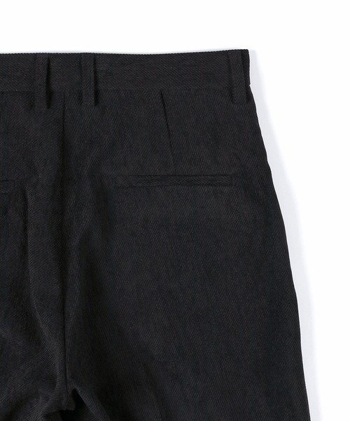 The DUFFER of ST.GEORGE(ザダファーオブセントジョージ)の「BRUSHED TWILL SCOTISH TROUSERS:起毛ツイル ワンタック スラックス(スラックス・メンズ・ブラウン/ブラック・X-LARGE/LARGE/MEDIUM/SMALL)」の4枚目の写真