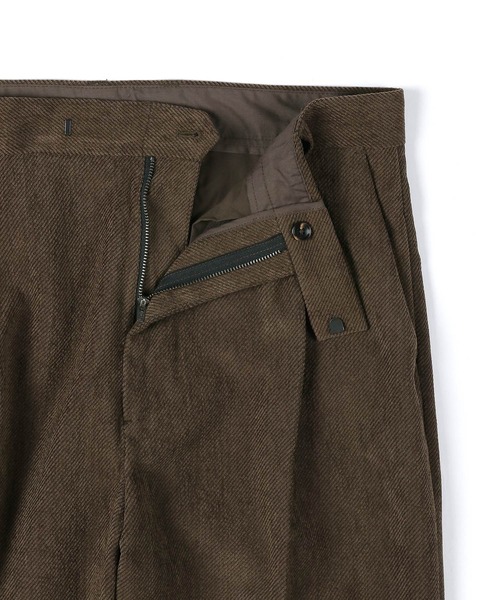 The DUFFER of ST.GEORGE(ザダファーオブセントジョージ)の「BRUSHED TWILL SCOTISH TROUSERS:起毛ツイル ワンタック スラックス(スラックス・メンズ・ブラウン/ブラック・X-LARGE/LARGE/MEDIUM/SMALL)」の11枚目の写真