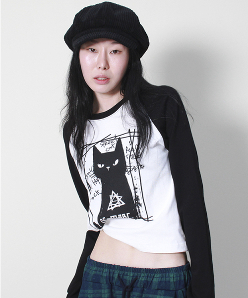DEMARC(ドゥマーク)の「ボスキャット ラグランセミクロップ長袖Tシャツ アイボリー&ブラック(Tシャツ/カットソー・レディース・その他・MEDIUM/LARGE)」の10枚目の写真