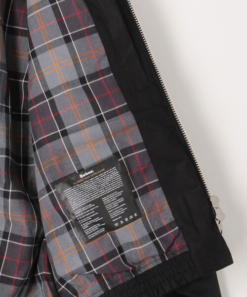 Barbour(バブアー)の「Barbour TRANSPORT コットン スタンドカラー ワックスジャケット(ブルゾン・メンズ・ブラック/カーキ・36/38/40)」の5枚目の写真