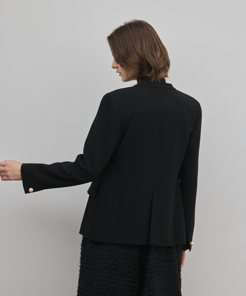 GRACE CONTINENTAL（グレースコンチネンタル）の「トリアセノーカラージャケット（ノーカラージャケット・レディース・ベージュ/ブラック・38/36）」の18枚目の写真