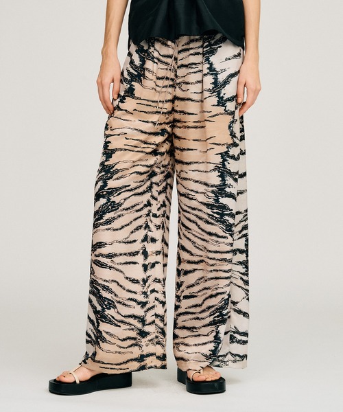 PRANK PROJECT(プランクプロジェクト)の「タイガープリントパンツ / Tiger Print Pants(その他パンツ・レディース・マルチ・36/38)」の16枚目の写真